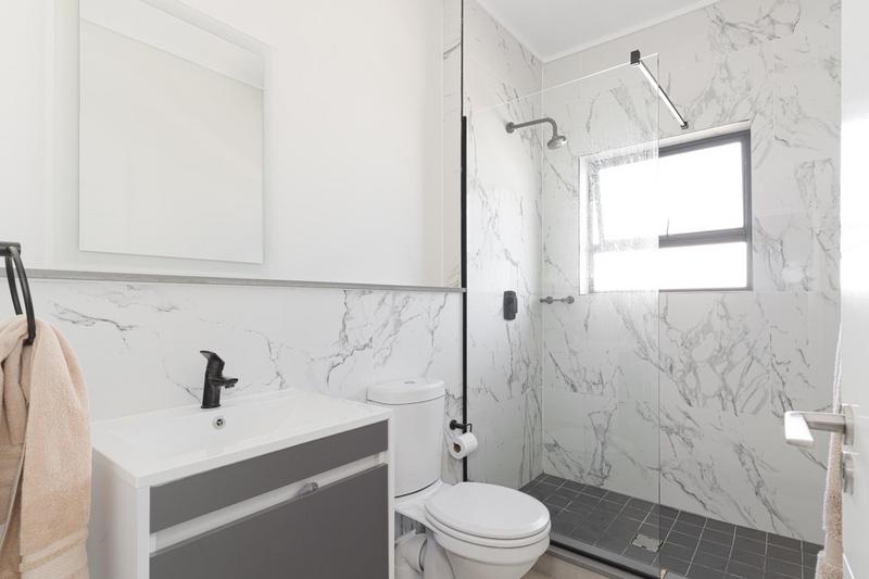 To Let 1 Bedroom Property for Rent in The Huntsman Western Cape